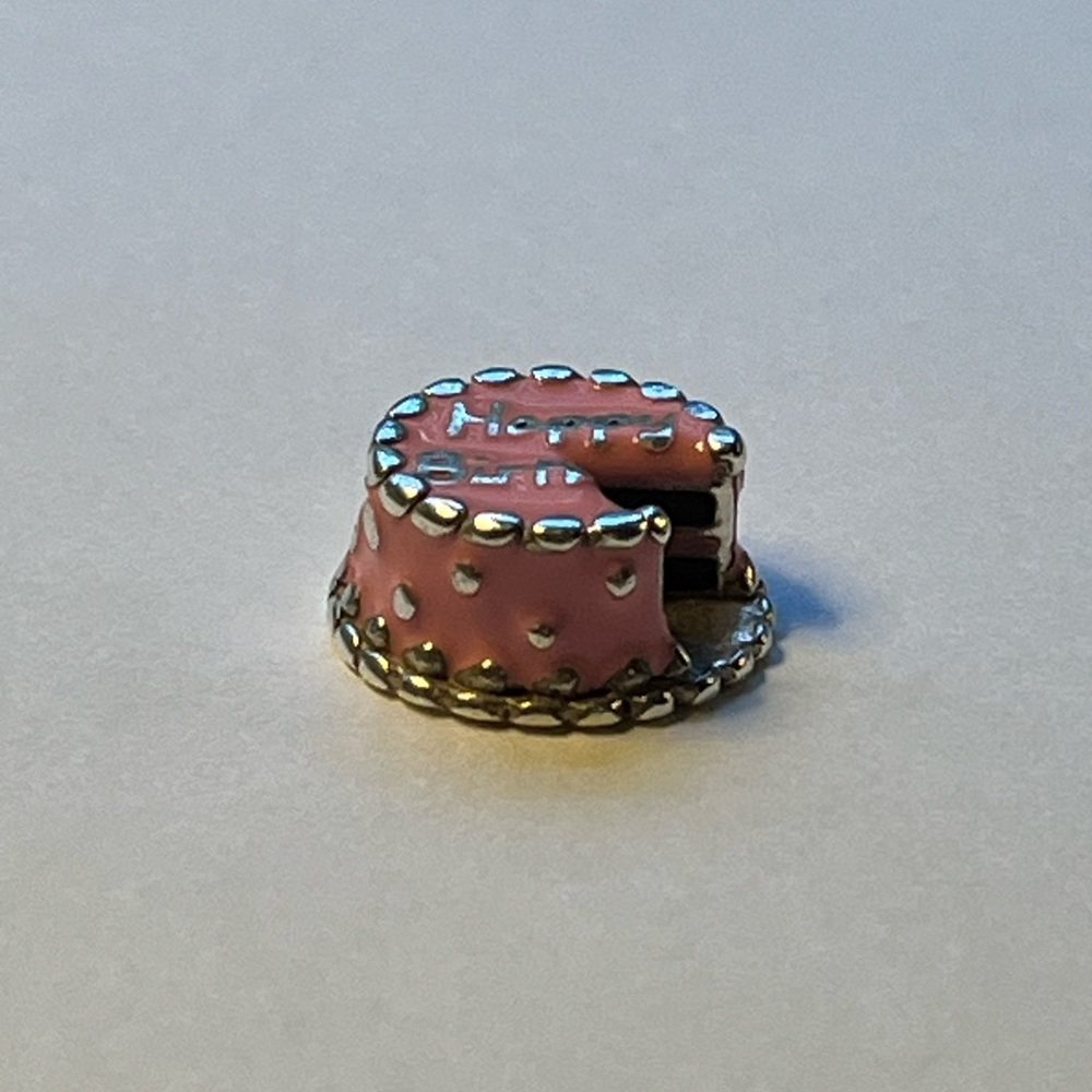 Adorable james avery enamel birthday cake charmππππππππ - Picture 2 of 6